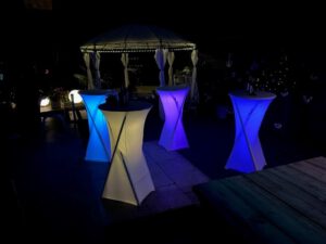 LED Stehtisch beleuchtet