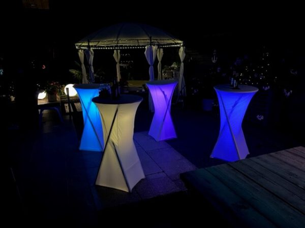 LED Stehtisch beleuchtet